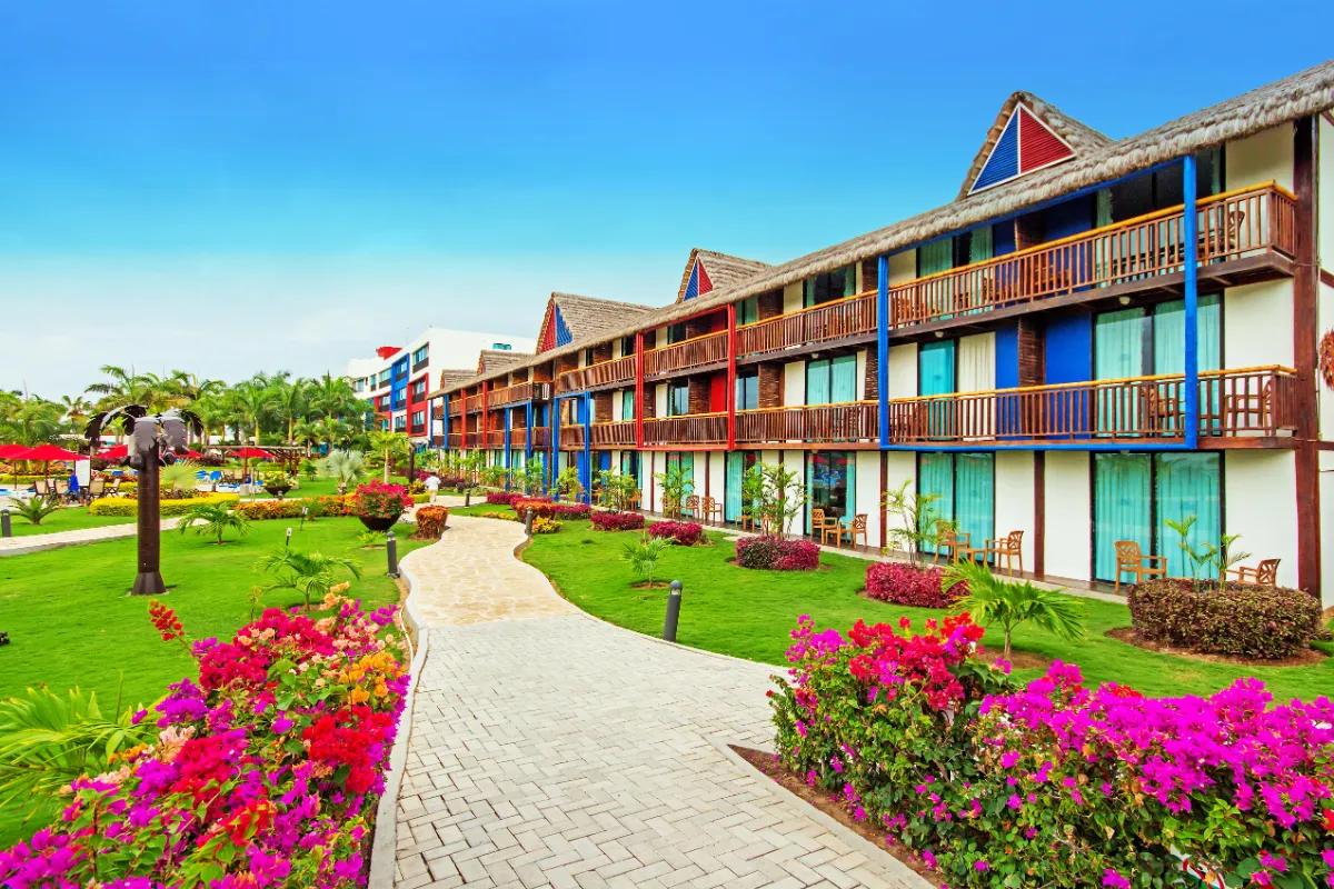 Exteriores del resort