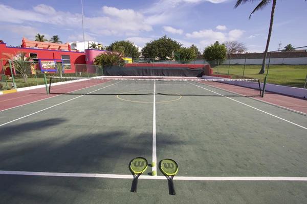 2 Canchas de tenis + Pickleball