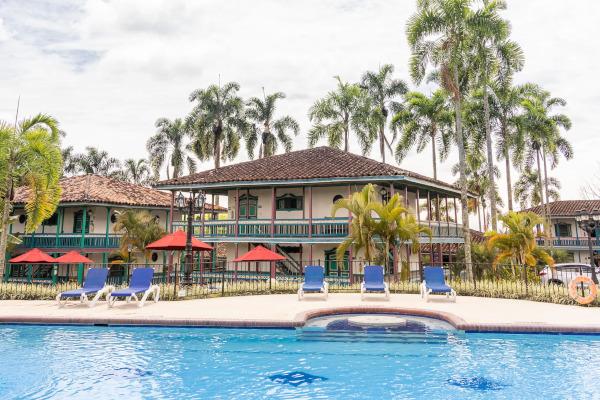 Exteriores del hotel